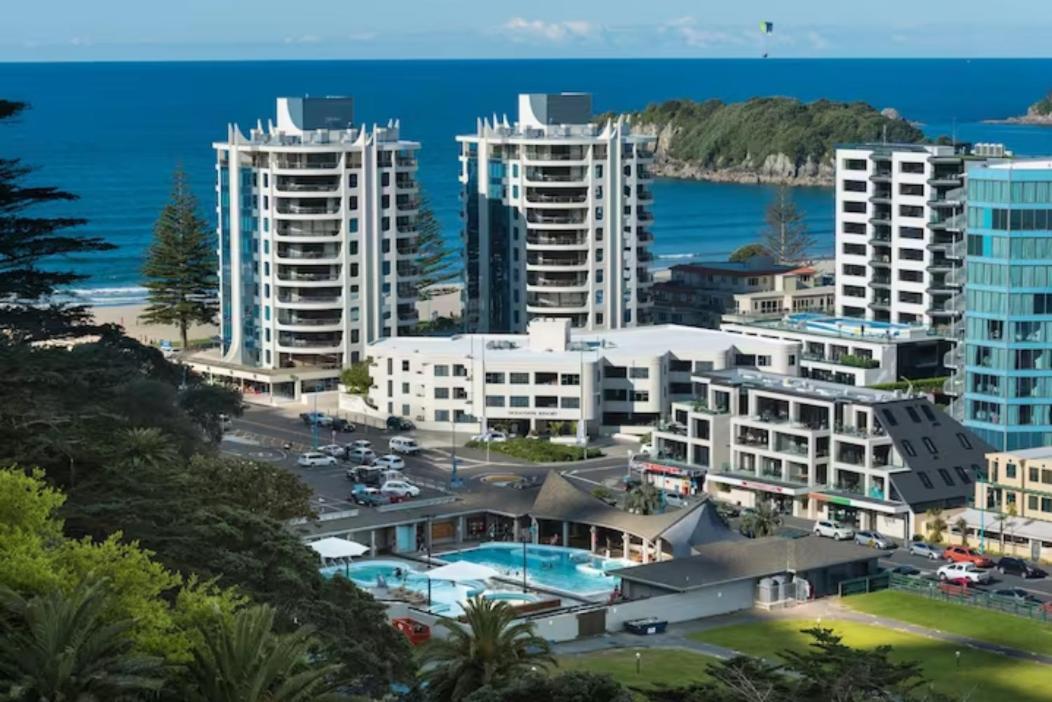 Oceanside Apartment With Iconic Views Mount Maunganui Extérieur photo
