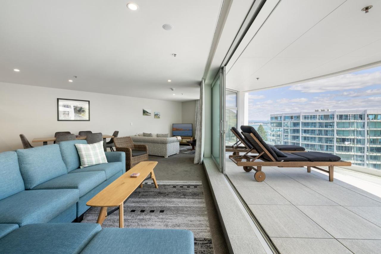 Oceanside Apartment With Iconic Views Mount Maunganui Extérieur photo
