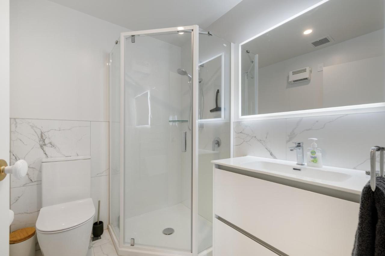 Oceanside Apartment With Iconic Views Mount Maunganui Extérieur photo